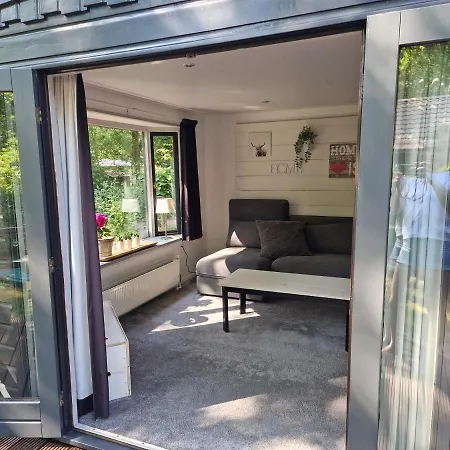 Dağ evi Heerlijk In Het Bos Op Chaletpark Kempenbos