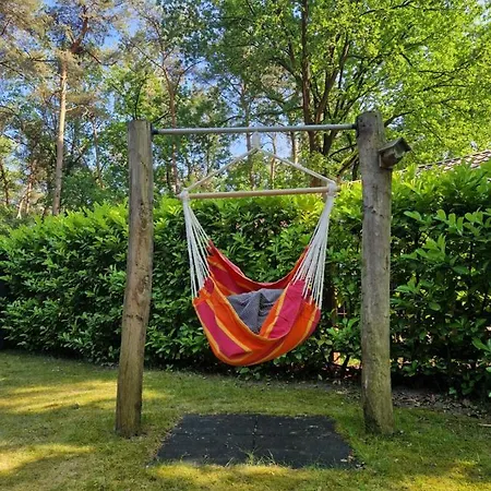 Heerlijk In Het Bos Op Chaletpark Kempenbos Dağ evi *