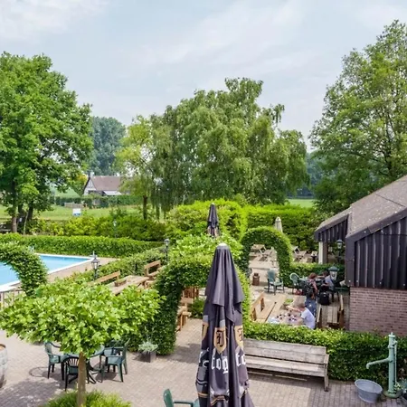 Heerlijk In Het Bos Op Chaletpark Kempenbos Alpstuga