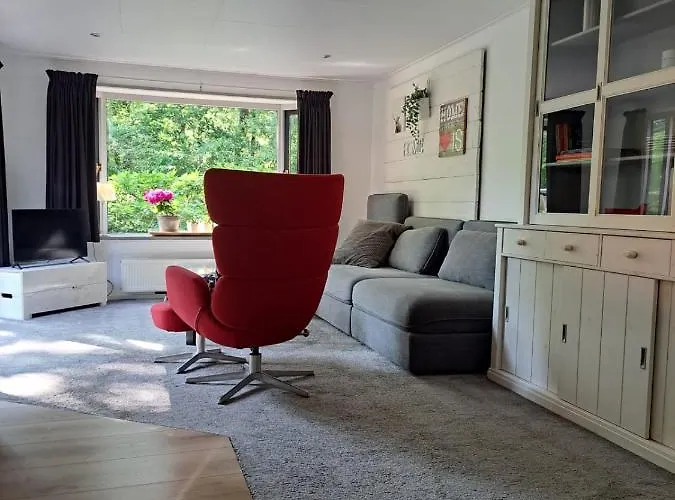 Heerlijk In Het Bos Op Chaletpark Kempenbos